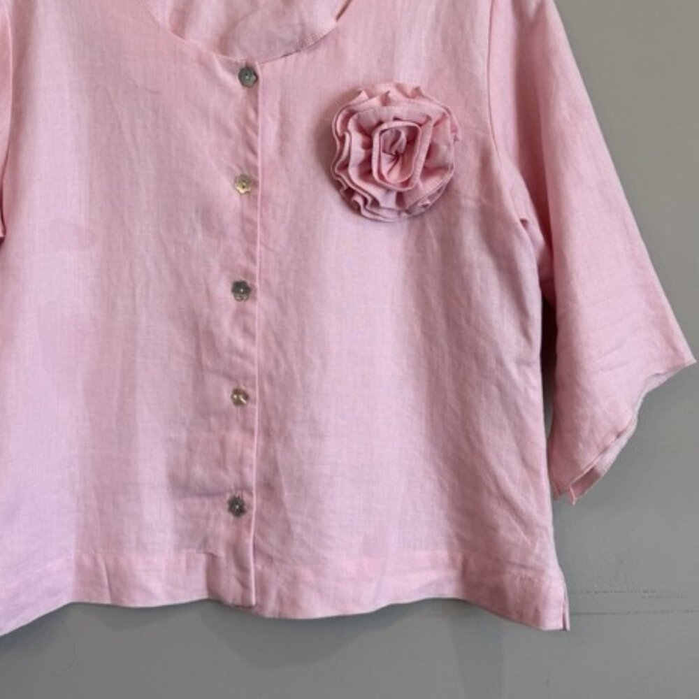 Chalet Linen Pastel Pink Rosette Soft Girl Medium USA Blouse Flower Shell Button